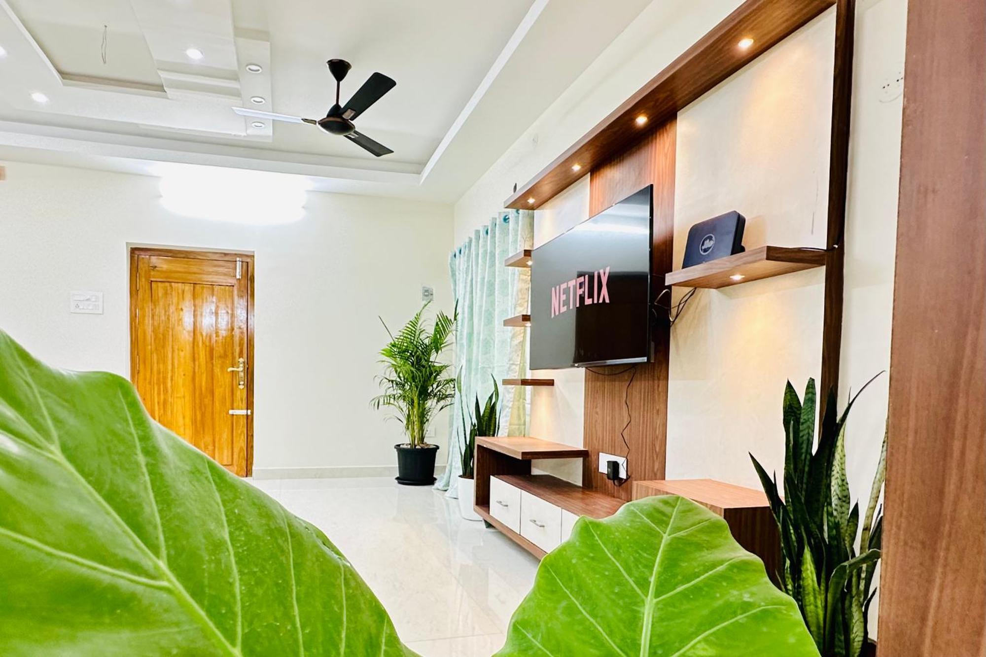 Truelife - 3Bhk Ac Apartments For Large Family - Best Location - Direct Flyover To Alipiri Gate - Walk To Ps4 Veg Restaurant - Modular Kitchen - Super Fast Wifi - Android Tv - 250 Jio Channels - Easy Access To All Temples - Top Service With Lots Of L Tirupati Exterior photo